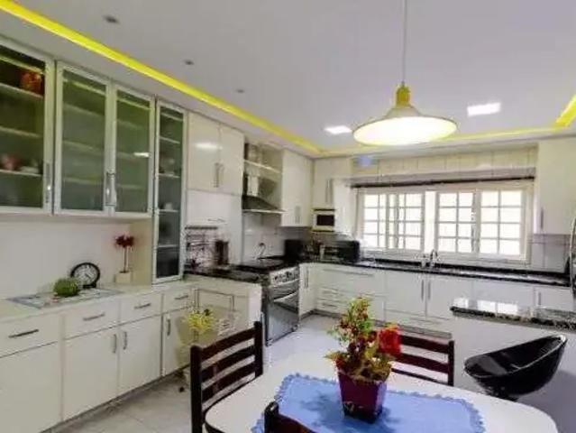 Casa / Sobrado para Locação em Santo André/SP Vila São Pedro 4 Quartos