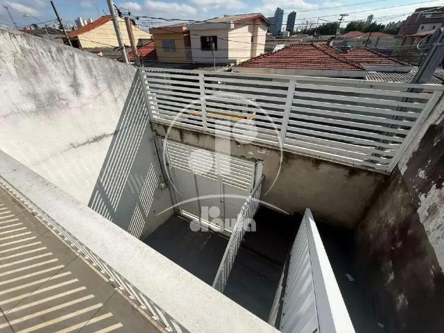 Casa / Sobrado para Locação em Santo André/SP Vila Scarpelli 2 Quartos