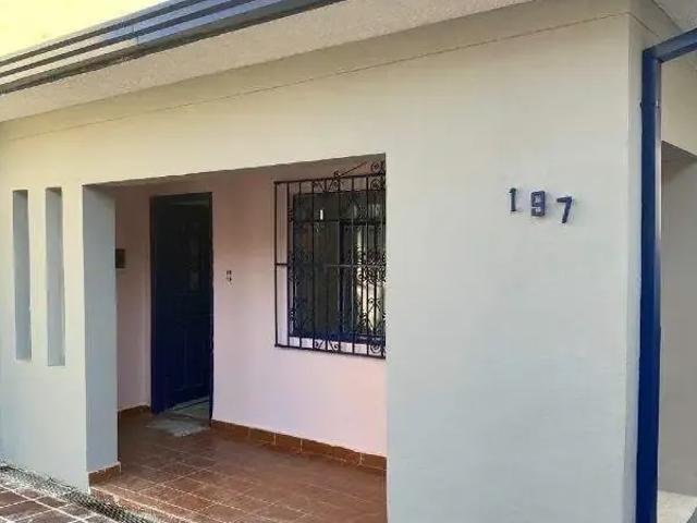 Casa / Sobrado para Locação em Santo André/SP Vila Scarpelli 2 Quartos