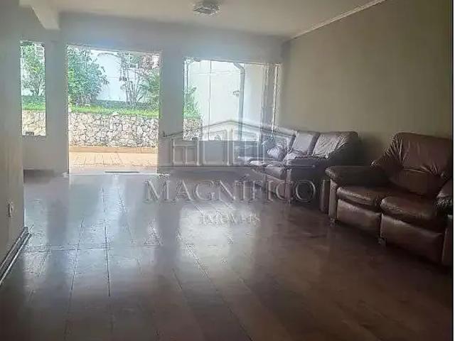 Casa / Sobrado para Locação em Santo André/SP Vila Valparaíso 5 Quartos