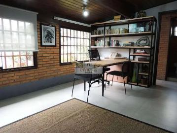 Casa / Sobrado para Locação em Santo André/SP Centro 1 Quartos