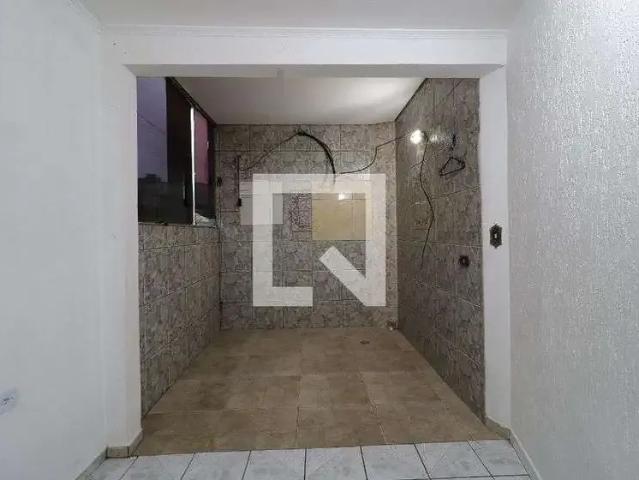 Casa / Sobrado para Locação em Santo André/SP Cidade São Jorge 2 Quartos