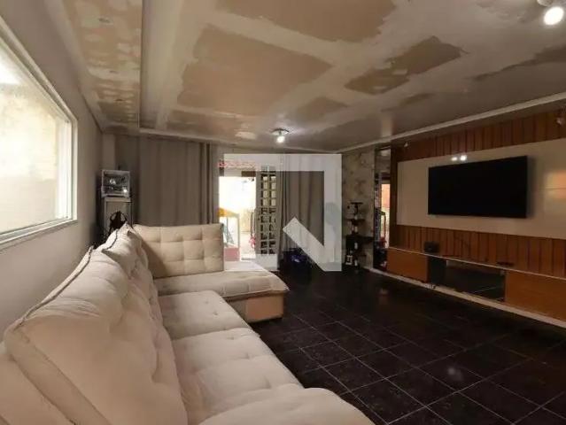 Casa / Sobrado para Locação em Santo André/SP Cidade São Jorge 4 Quartos