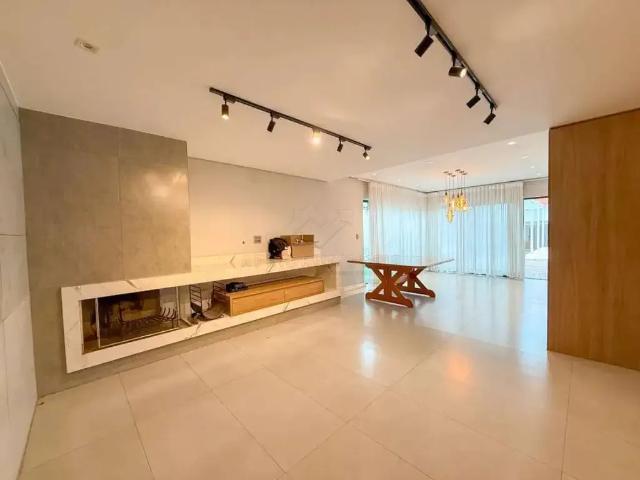 Casa / Sobrado para Locação em Santo André/SP Jardim 7 Quartos