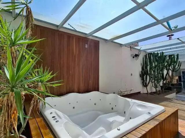 Casa / Sobrado para Locação em Santo André/SP Jardim 4 Quartos