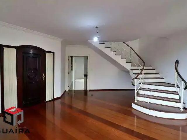 Casa / Sobrado para Locação em Santo André/SP Jardim 4 Quartos