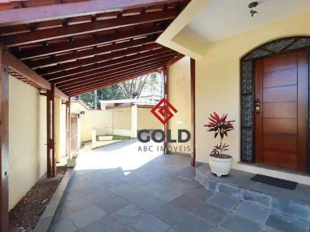 Casa / Sobrado para Locação em Santo André/SP Jardim 5 Quartos