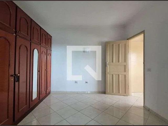 Casa / Sobrado para Locação em Santo André/SP Jardim Santa Cristina 2 Quartos