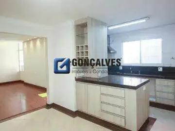 Casa / Sobrado para Locação em Santo André/SP Jardim Stella 5 Quartos