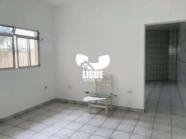 Casa / Sobrado para Locação em Santo André/SP Jardim Teles de Menezes 1 Quartos