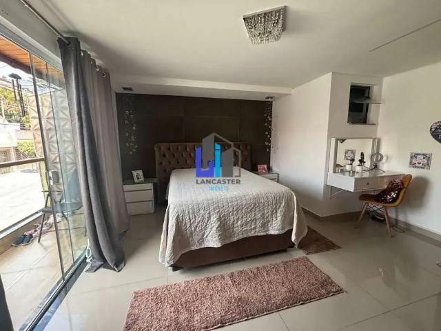 Casa / Sobrado para Locação em Santo André/SP Parque Gerassi 5 Quartos