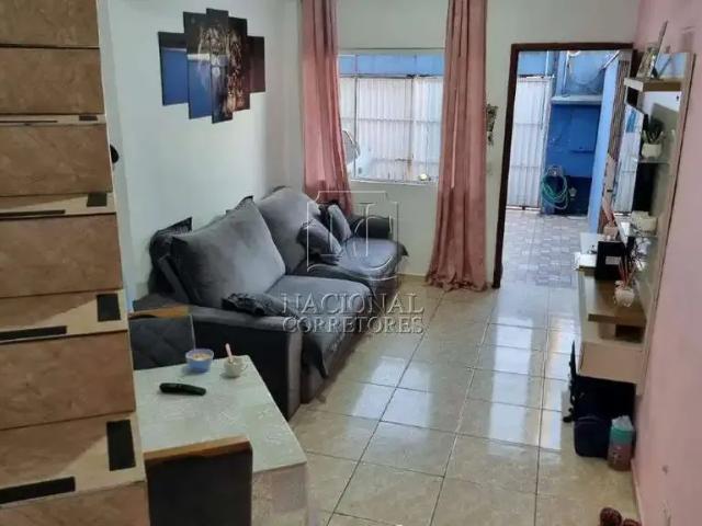 Casa / Sobrado para Locação em Santo André/SP Parque Gerassi 2 Quartos