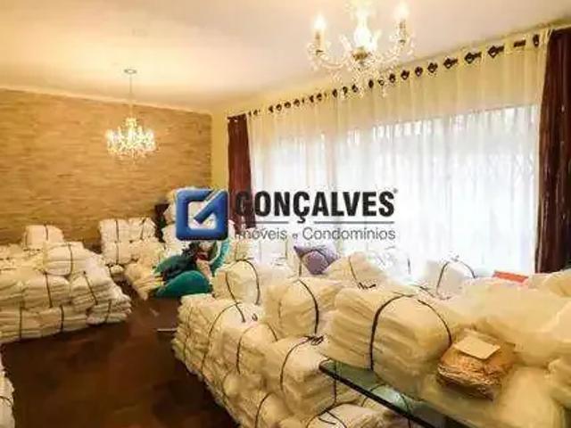 Casa / Sobrado para Locação em Santo André/SP Parque Industriário 3 Quartos