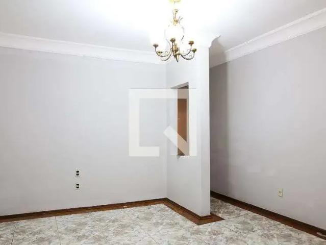 Casa / Sobrado para Locação em Santo André/SP Parque João Ramalho 3 Quartos