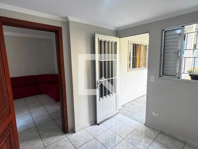 Casa / Sobrado para Locação em Santo André/SP Parque João Ramalho 4 Quartos