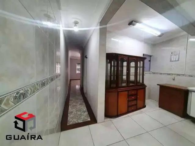 Casa / Sobrado para Locação em Santo André/SP Parque Jaçatuba 3 Quartos