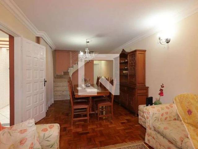 Casa / Sobrado para Locação em Santo André/SP Parque Jaçatuba 3 Quartos