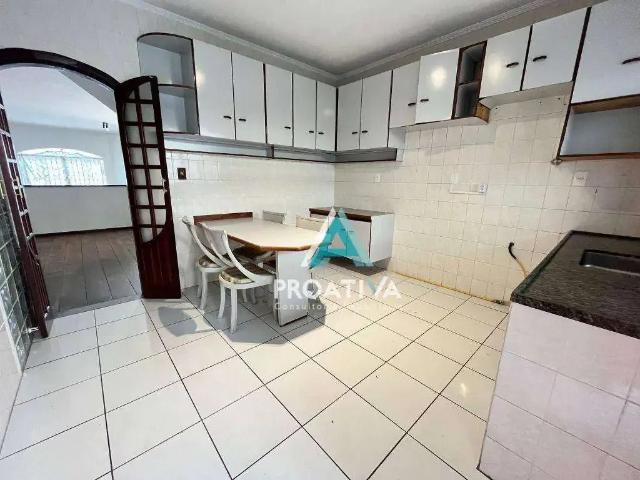 Casa / Sobrado para Locação em Santo André/SP Parque Jaçatuba 3 Quartos