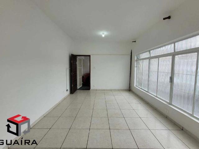 Casa / Sobrado para Locação em Santo André/SP Parque Jaçatuba 2 Quartos