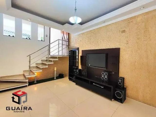 Casa / Sobrado para Locação em Santo André/SP Parque Novo Oratório 3 Quartos