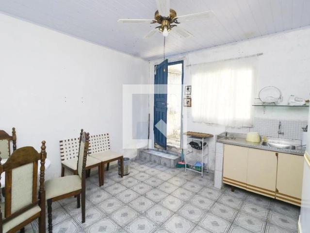 Casa / Sobrado para Locação em Santo André/SP Santa Teresinha 1 Quartos
