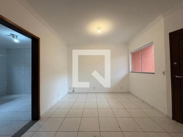 Casa / Sobrado para Locação em Santo André/SP Santa Teresinha 2 Quartos
