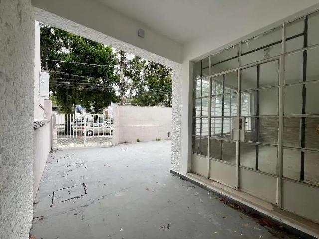 Casa / Sobrado para Locação em Santos/SP Campo Grande 3 Quartos