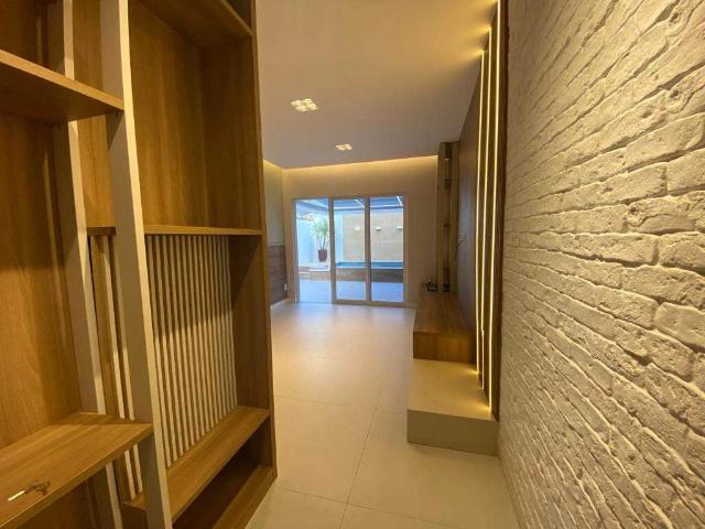 Casa / Sobrado para Locação em Santos/SP Campo Grande 3 Quartos