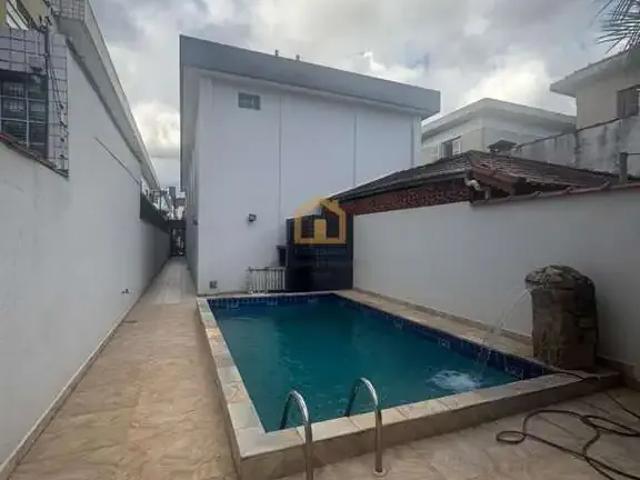 Casa / Sobrado para Locação em Santos/SP Campo Grande 4 Quartos