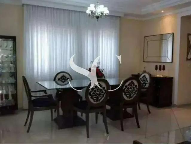 Casa / Sobrado para Locação em Santos/SP Campo Grande 4 Quartos