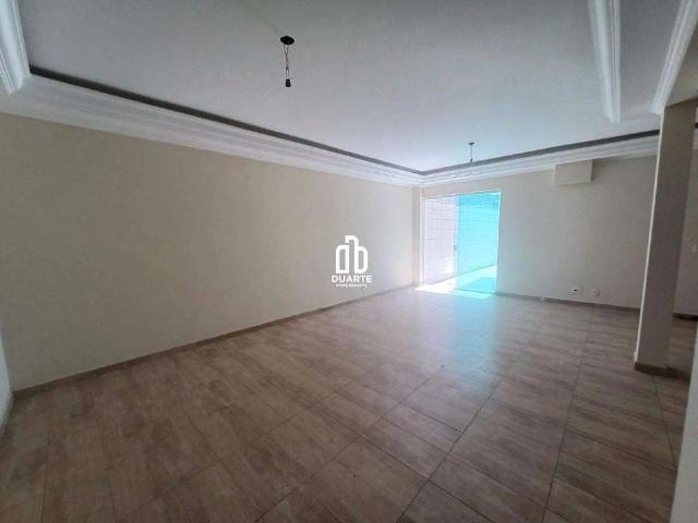 Casa / Sobrado para Locação em Santos/SP Campo Grande 4 Quartos