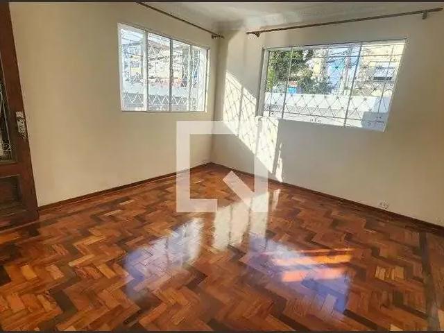 Casa / Sobrado para Locação em Santos/SP Aparecida 3 Quartos