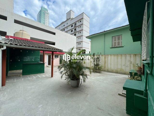 Casa / Sobrado para Locação em Santos/SP Aparecida 3 Quartos