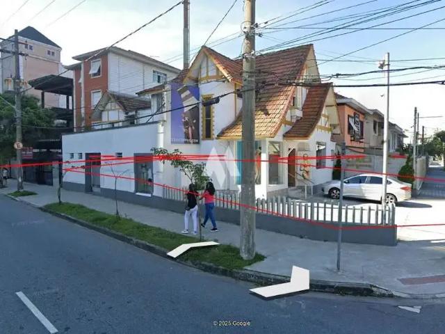 Casa / Sobrado para Locação em Santos/SP Aparecida 3 Quartos