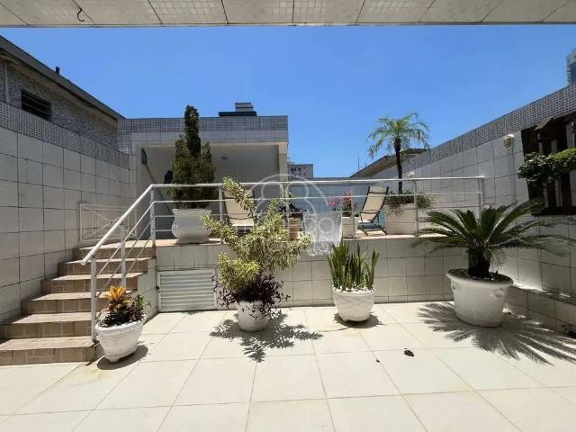 Casa / Sobrado para Locação em Santos/SP Aparecida 4 Quartos