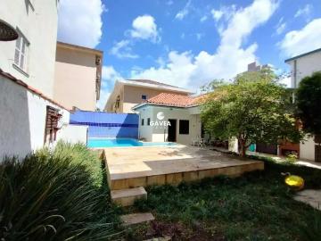 Casa / Sobrado para Locação em Santos/SP Aparecida 5 Quartos