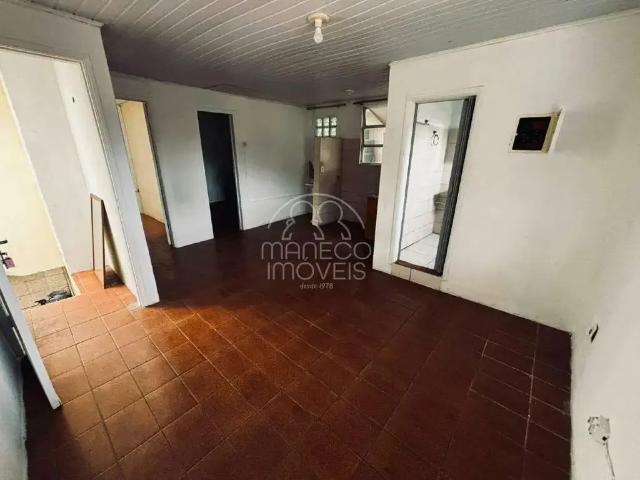 Casa / Sobrado para Locação em Santos/SP Areia Branca 1 Quartos