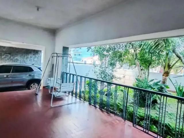 Casa / Sobrado para Locação em Santos/SP Boqueirão 3 Quartos