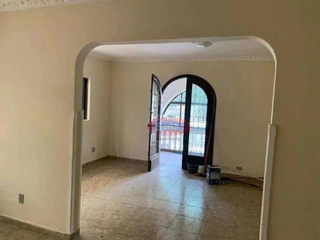Casa / Sobrado para Locação em Santos/SP Boqueirão 3 Quartos