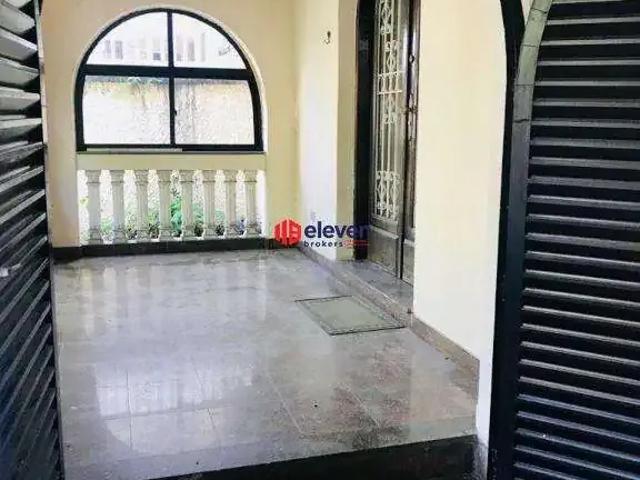 Casa / Sobrado para Locação em Santos/SP Boqueirão 4 Quartos