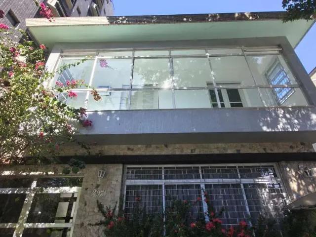 Casa / Sobrado para Locação em Santos/SP Boqueirão 4 Quartos