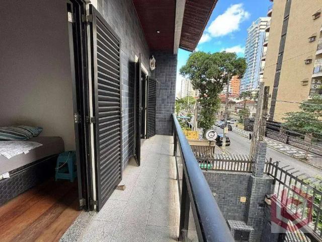 Casa / Sobrado para Locação em Santos/SP Gonzaga 4 Quartos