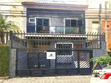 Casa / Sobrado para Locação em Santos/SP Gonzaga 4 Quartos