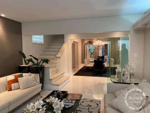 Casa / Sobrado para Locação em Santos/SP Gonzaga 4 Quartos