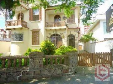 Casa / Sobrado para Locação em Santos/SP Gonzaga 6 Quartos
