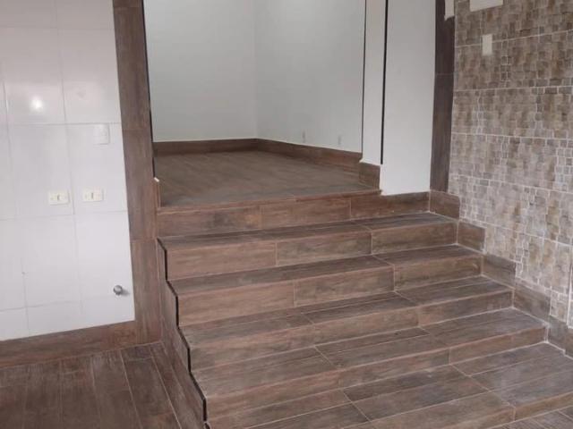 Casa / Sobrado para Locação em Santos/SP Gonzaga 3 Quartos