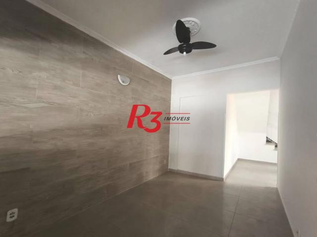 Casa / Sobrado para Locação em Santos/SP Embaré 3 Quartos