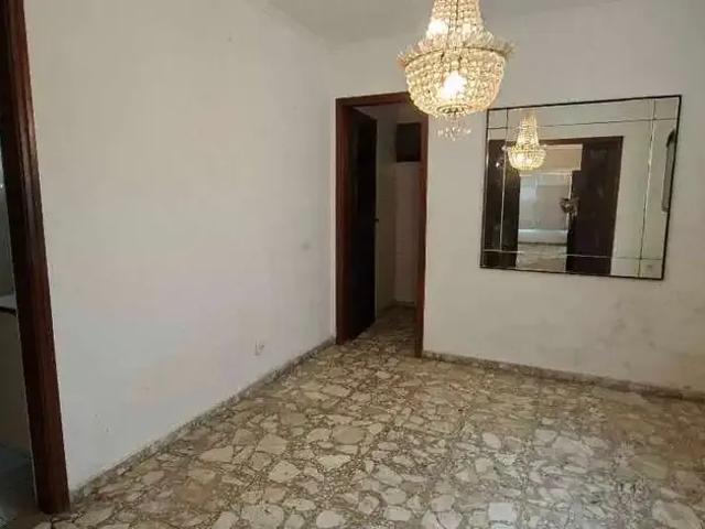 Casa / Sobrado para Locação em Santos/SP Embaré 3 Quartos