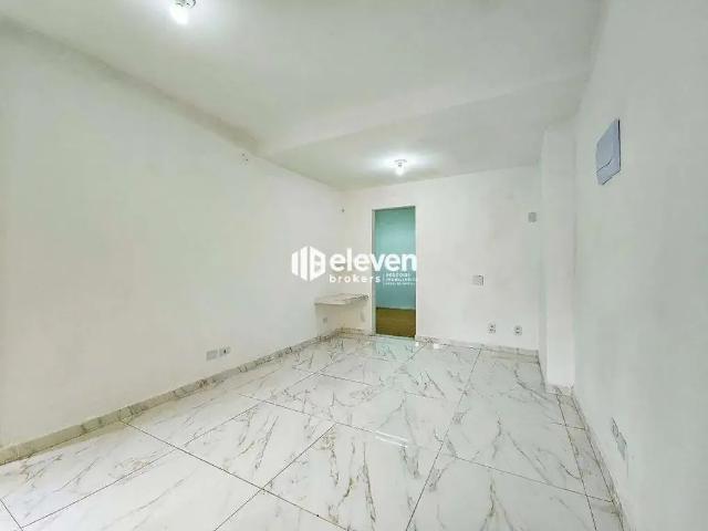 Casa / Sobrado para Locação em Santos/SP Embaré 4 Quartos