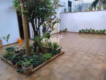 Casa / Sobrado para Locação em Santos/SP Embaré 4 Quartos